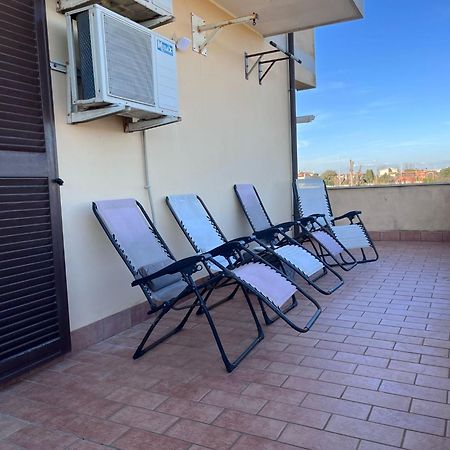 Fco Airport - Casa Di Febo Apartment Фиумичино Екстериор снимка
