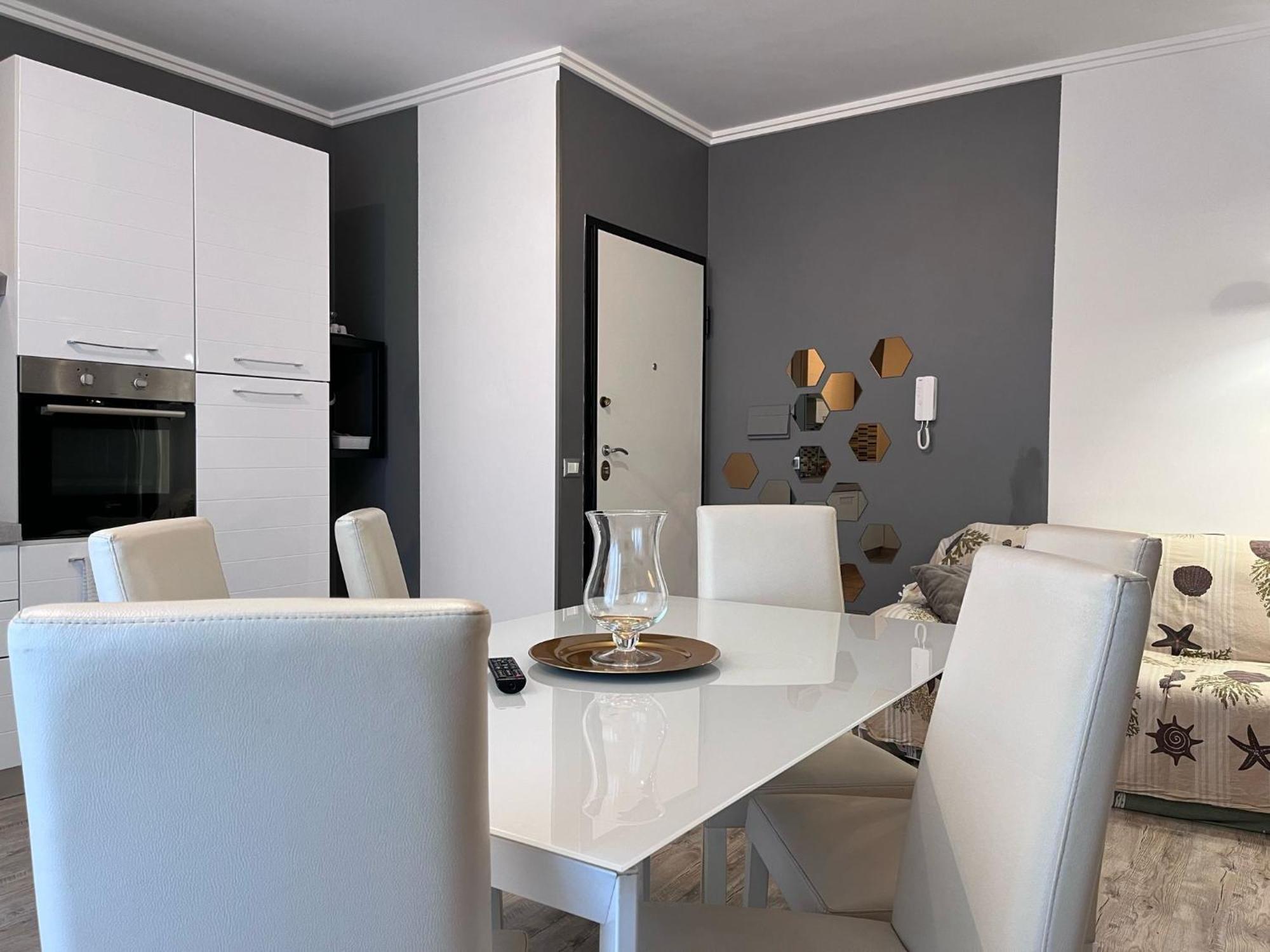 Fco Airport - Casa Di Febo Apartment Фиумичино Екстериор снимка